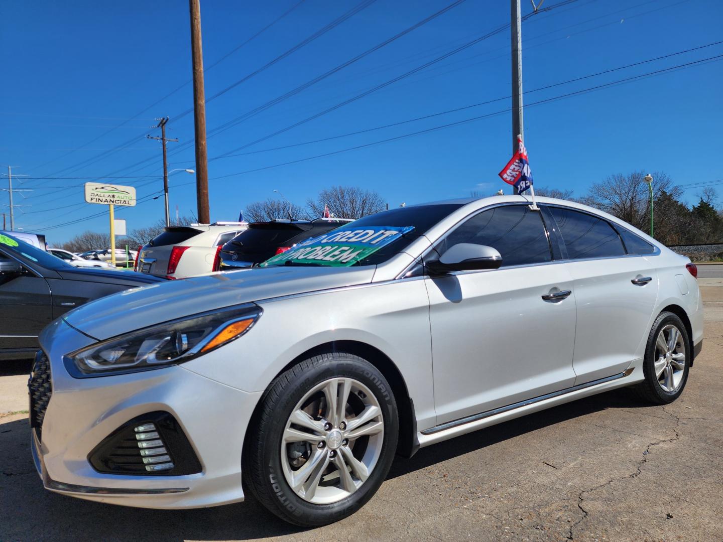 2018 Hyundai Sonata SPORT (5NPE34AF8JH) , AUTO transmission, located at 2660 S.Garland Avenue, Garland, TX, 75041, (469) 298-3118, 32.885551, -96.655602 - Welcome to DallasAutos4Less, one of the Premier BUY HERE PAY HERE Dealers in the North Dallas Area. We specialize in financing to people with NO CREDIT or BAD CREDIT. We need proof of income, proof of residence, and a ID. Come buy your new car from us today!! This is a Very clean 2018 HYUNDAI SON - Photo#7